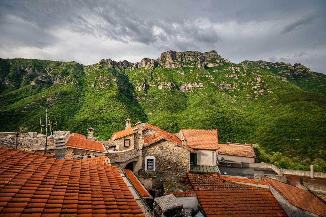 Arvé Castelbianco - B&B e Appartamento Colletta Extérieur photo